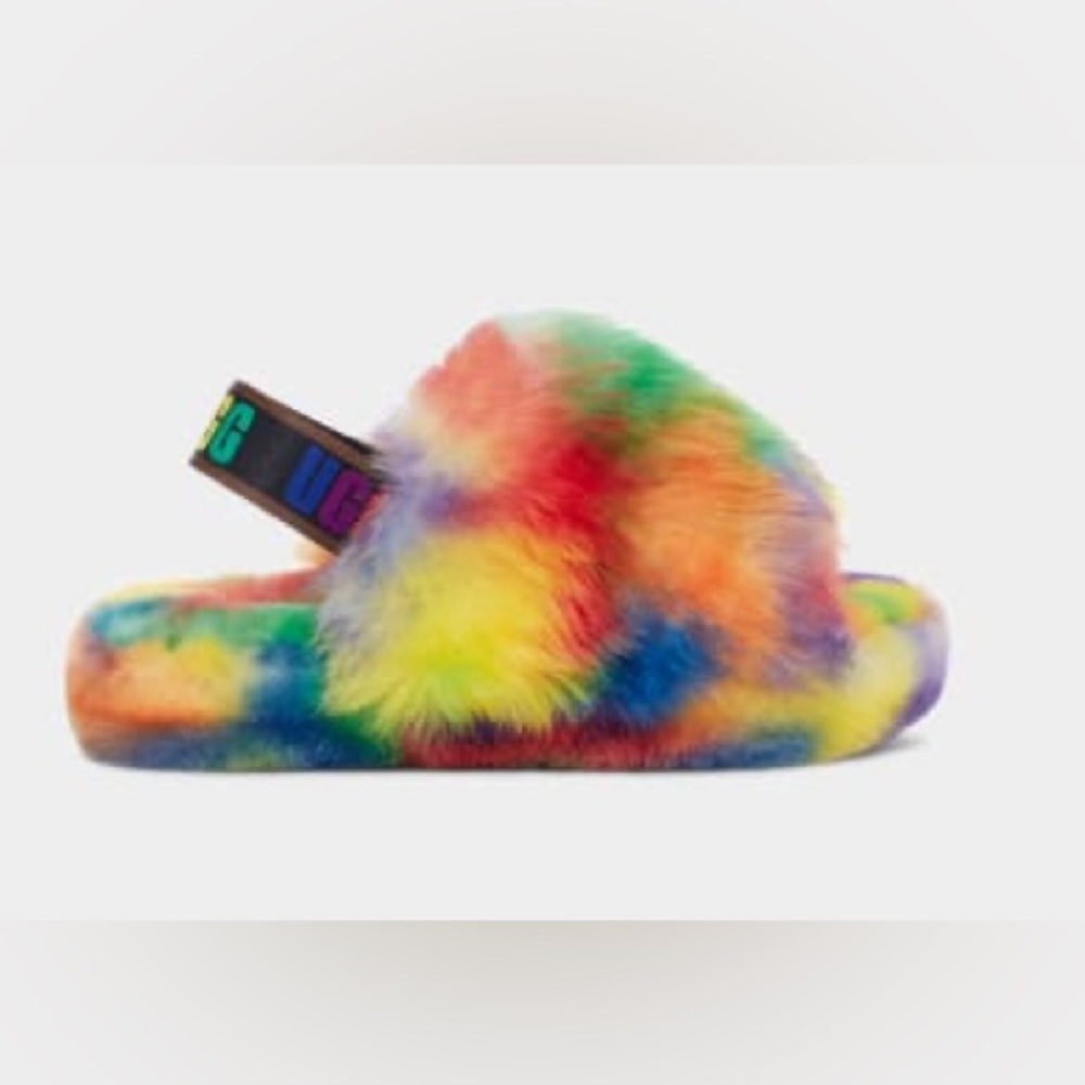 UGG new slippers size 8-9